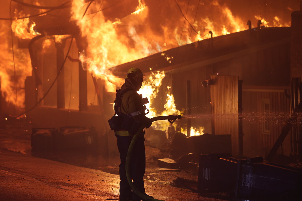 Fires devastate the Pacific Palisades